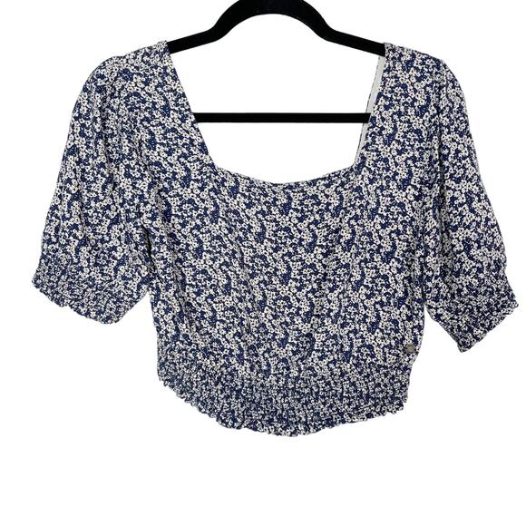 Roxy Womens M Blue White Cropped Million Waves Again Top Short Sleeve Smocked - Picture 1 of 9